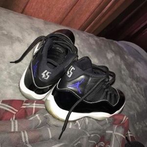 Jordan 11 space jam